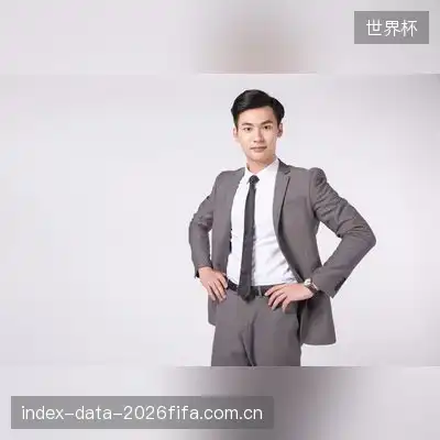 穆岩霖